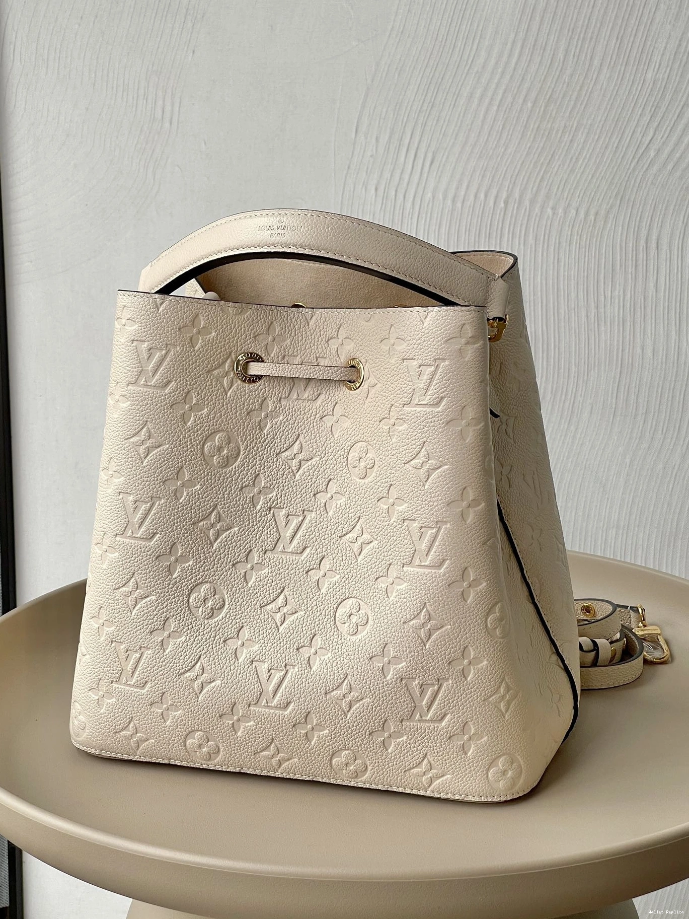 Cheap LOUIS NÉONOÉ MM VUITTON 0713